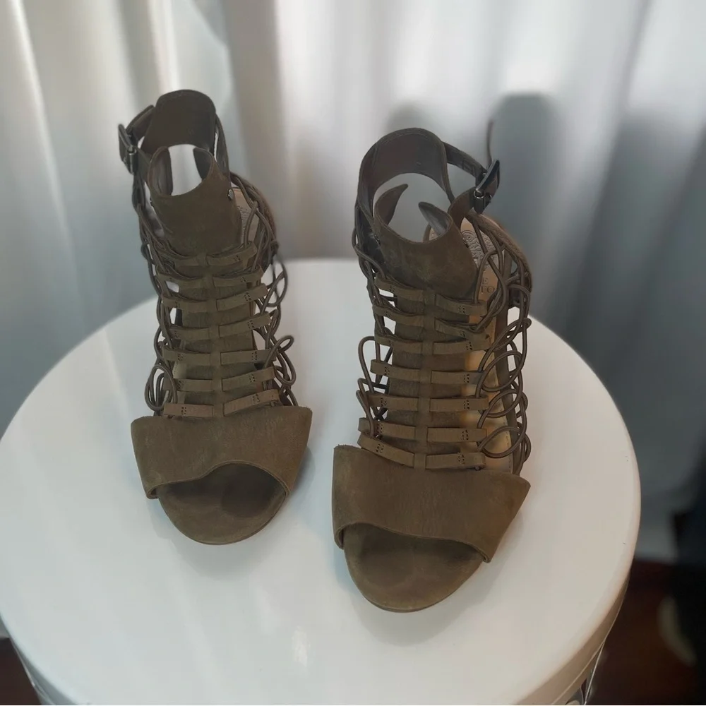 Vince Camuto Suede Strappy Heeled Sandals Size 7.5